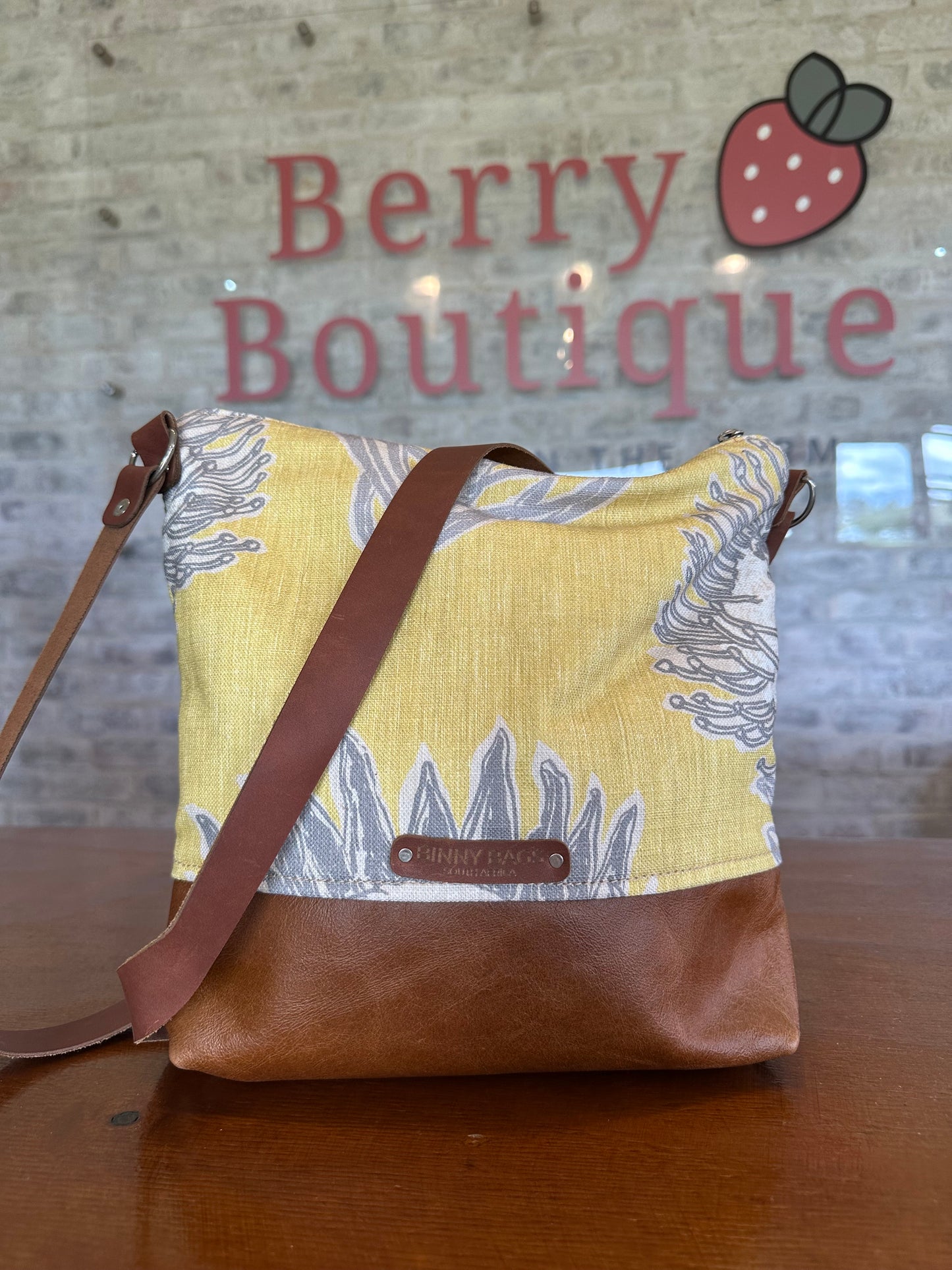 Big Sling Bag | Yellow Proteas