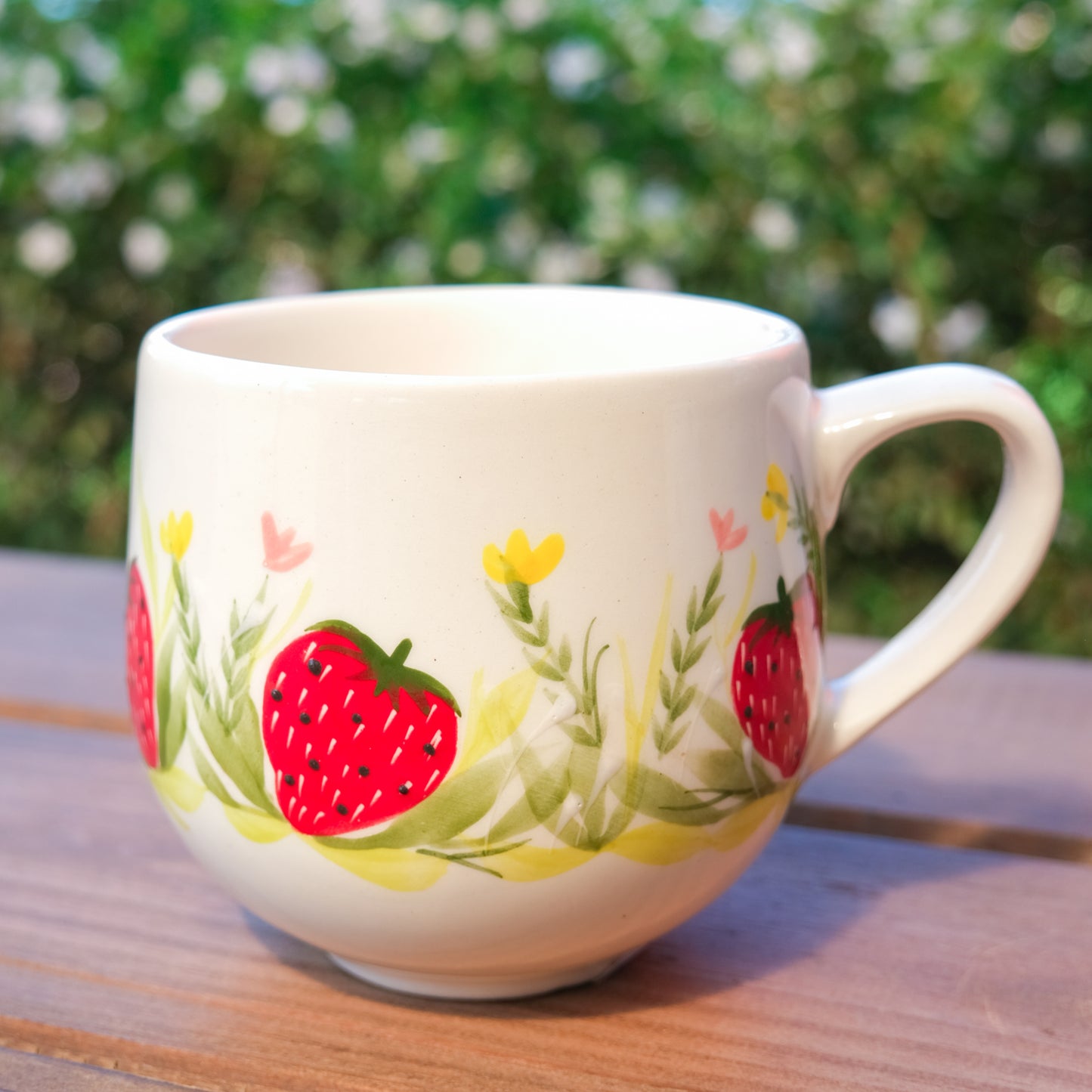 Hand-painted Round Mug | Original Strawberry
